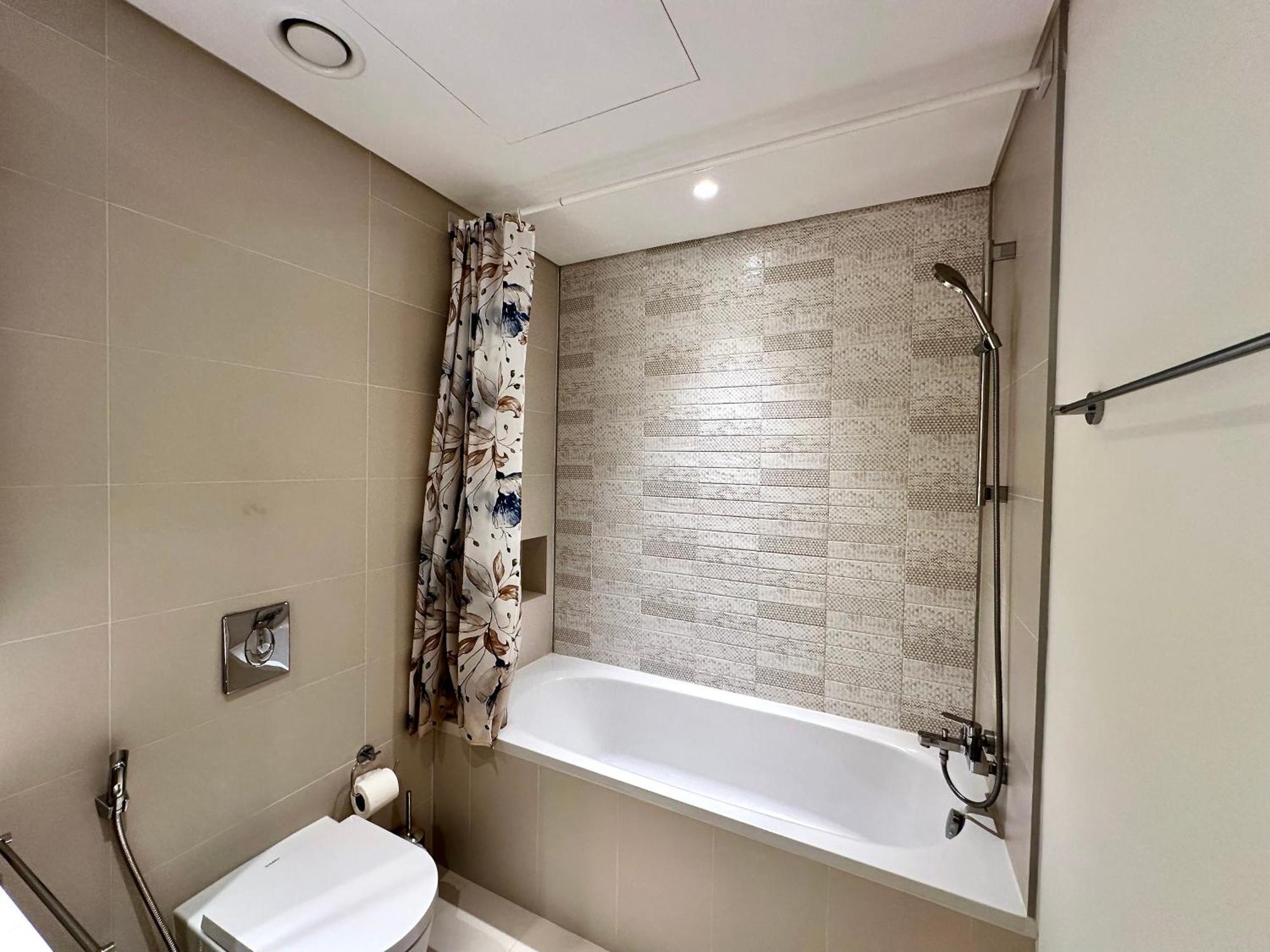 ドバイLux Bnb I Sun Rise Bay I Palm & Sea Viewアパートメント エクステリア 写真
