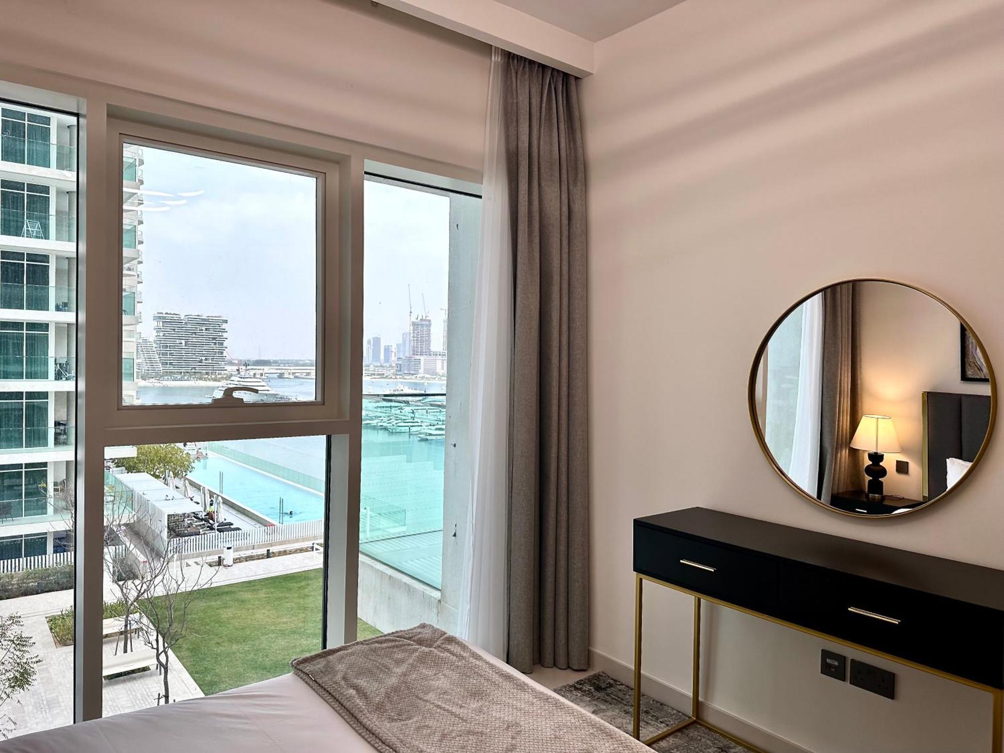 ドバイLux Bnb I Sun Rise Bay I Palm & Sea Viewアパートメント エクステリア 写真